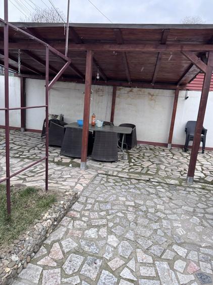 Casă cu 4 camere în Port