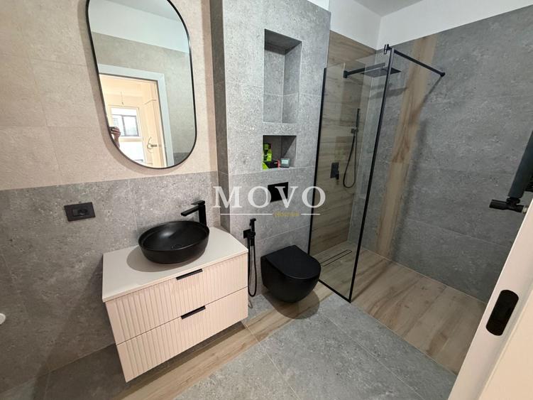 Apartament cu 4 camere decomandat în Giroc