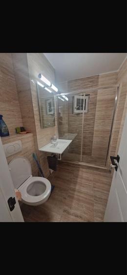 Apartament cu 2 camere decomandat în Titulescu