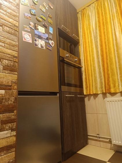 Apartament cu 3 camere decomandat în Tomești