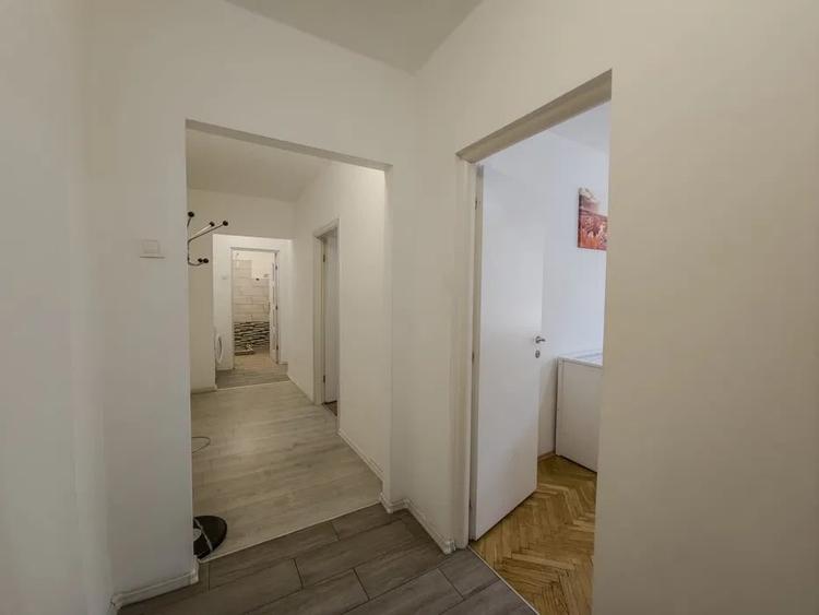 Apartament 3 camere, etaj 1, central - Horea - 6