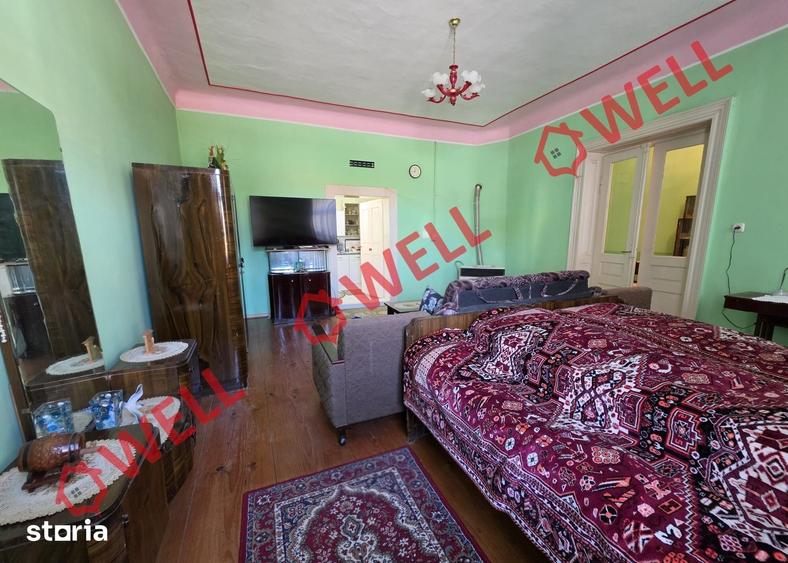 Casă cu 2 camere decomandat cu Teren 98 Mp în Central