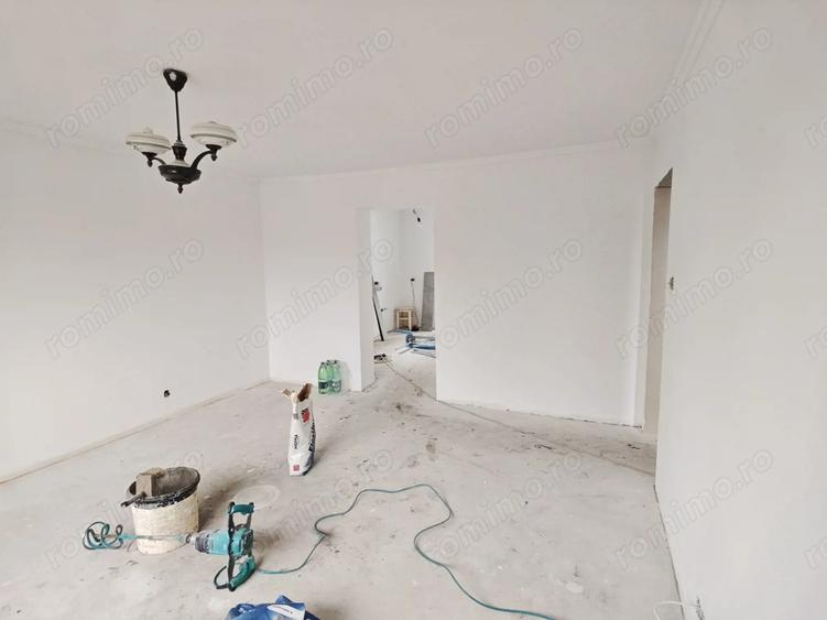 Casă cu 4 camere cu Canalizare în Becicherecu Mic