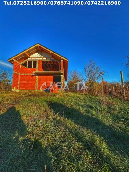 Casă individuală cu 5 camere cu Teren 1805 Mp în Lelești