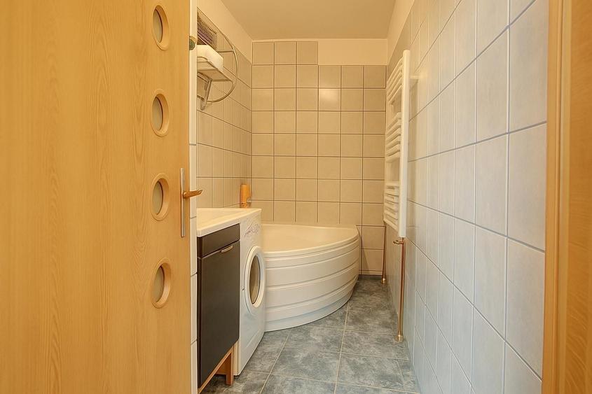 Apartament cu 2 camere decomandat în Ultracentral