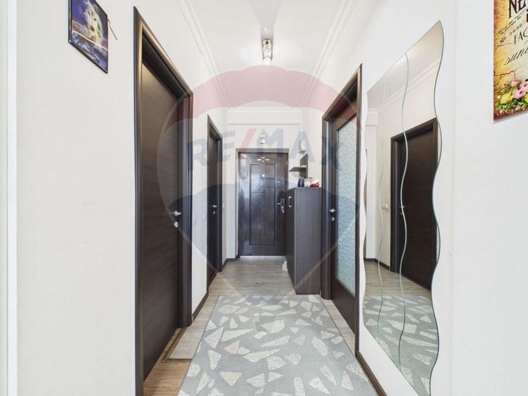 Apartament cu 3 camere decomandat, mobilat în Dămăroaia
