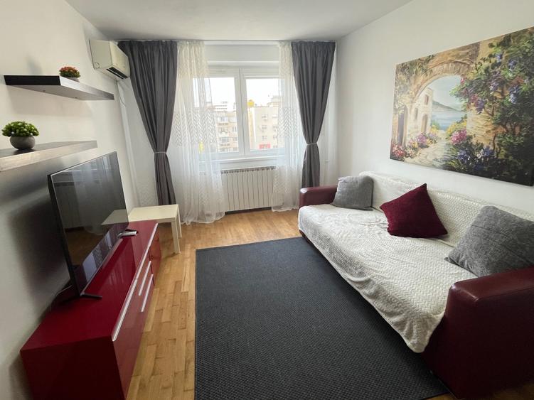Apartament cu 2 camere decomandat în Brâncoveanu