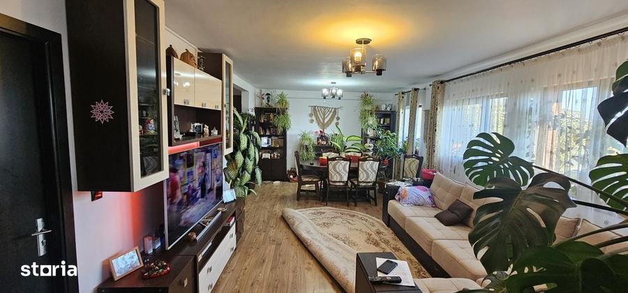 Casă cu 4 camere în Cug