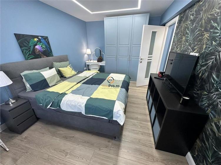 Apartament cu 3 camere decomandat în Central