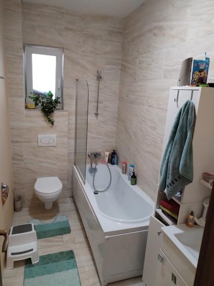 Apartament cu 2 camere decomandat, mobilat în Giroc