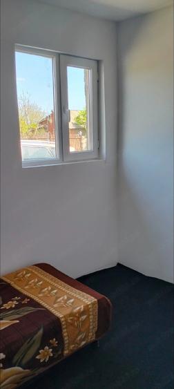 Casă cu 3 camere cu Teren 2500 Mp în Băneasa
