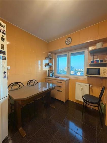 Apartament cu 2 camere decomandat, mobilat în Brâncoveanu