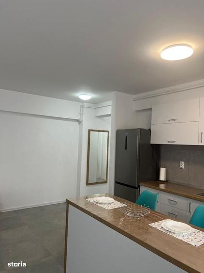 Garsonieră decomandată în Calea București