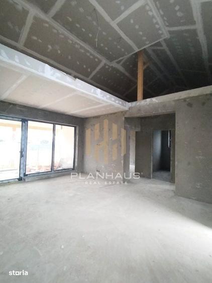 Casă cu 3 camere cu Teren 497 Mp în Mocira