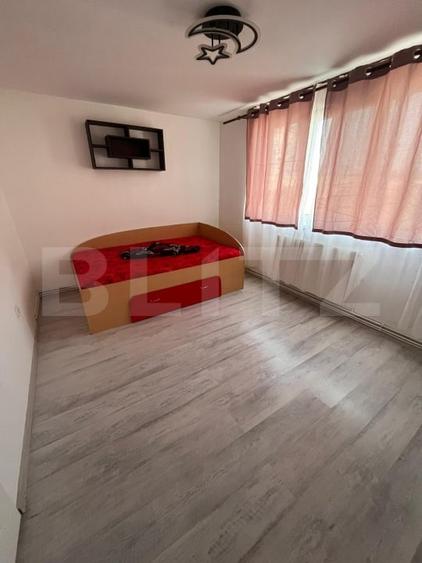 Apartament cu 2 camere decomandat, mobilat în Câmpia Turzii
