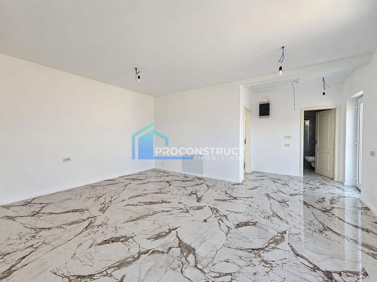 Duplex cu 3 camere cu Canalizare în Albina