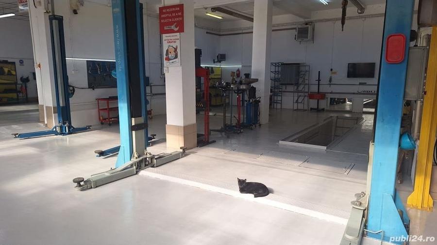 Spațiu comercial, de 200 mp, în Central