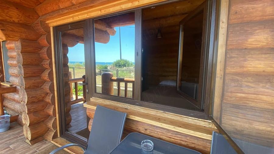 Apartament cu 2 camere decomandat în Schitu