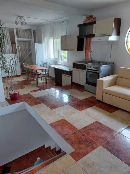 Garsonieră decomandată în Gară