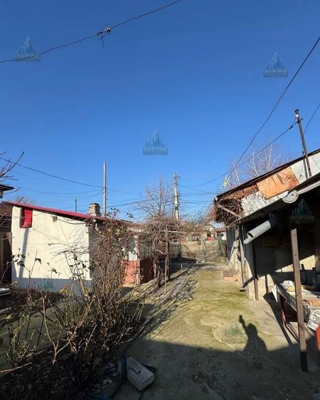 Casă cu 4 camere cu Canalizare în Semicentral