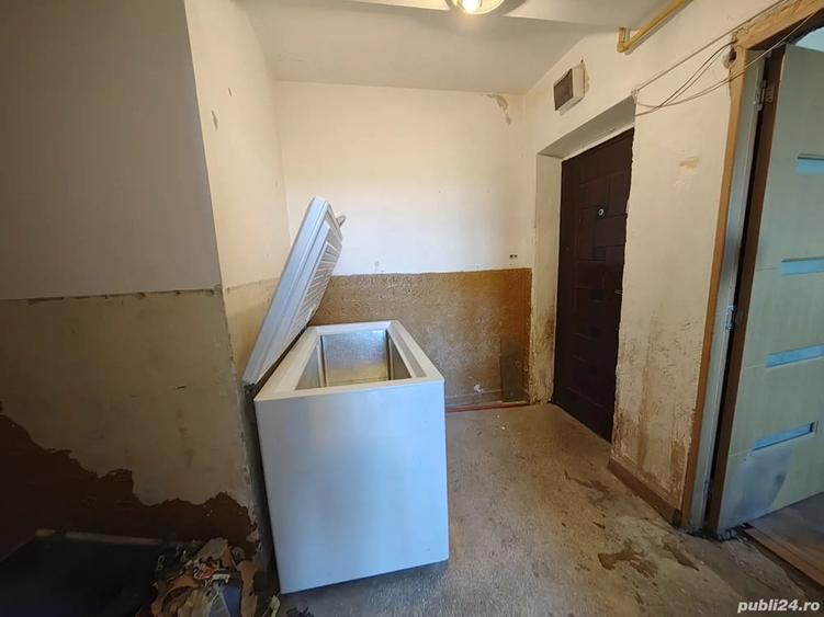 Apartament cu 2 camere decomandat în Hunedoara