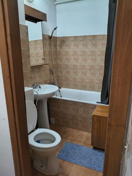 Garsonieră semidecomandată în Calea București