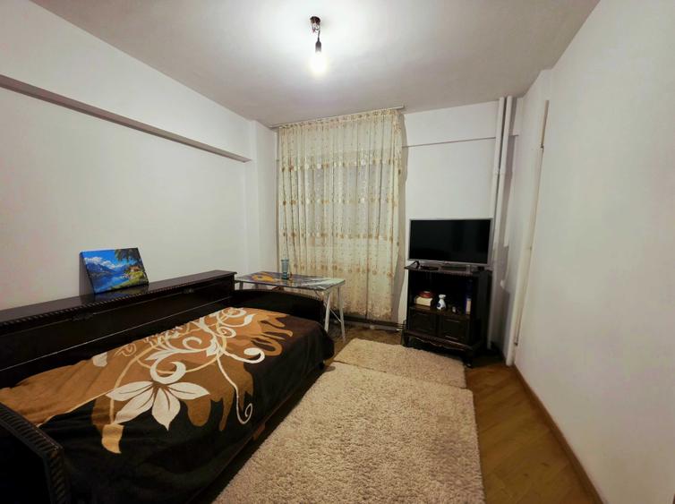 Apartament cu 3 camere decomandat în Nord