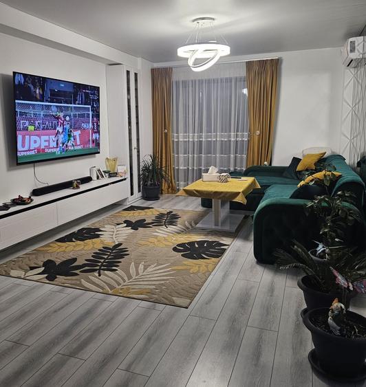 Apartament cu 2 camere decomandat în Central
