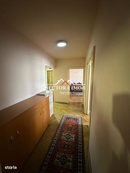 Apartament cu 3 camere decomandat în Ultracentral