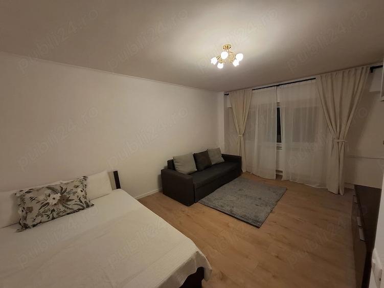 Garsonieră decomandată în Vitan