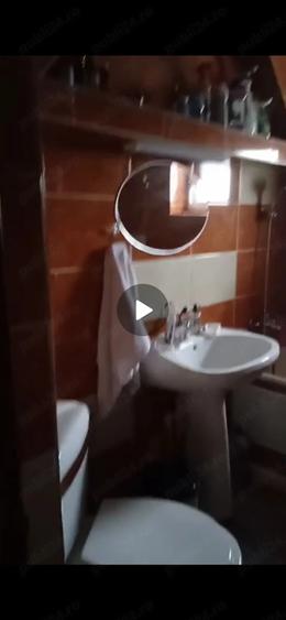 Spre vanzare apartament 74 m,zona reziden?iala, direct proprietar .Dau filmare cu tot in p - 1