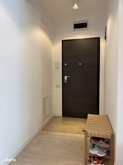 Apartament cu 3 camere în Est