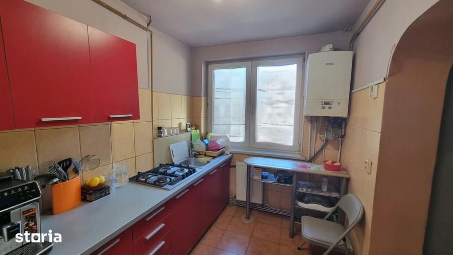 Apartament cu 2 camere decomandat în Central