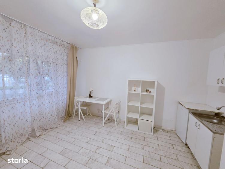 Garsonieră, mobilată în Sala Palatului