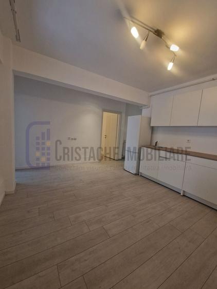 Apartament cu 3 camere, mobilat în Dristor
