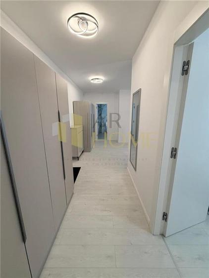 Apartament cu 3 camere decomandat, mobilat în Albert