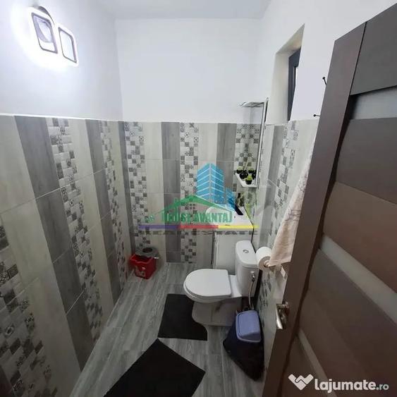 Casă cu 4 camere cu Teren 790 Mp în Central