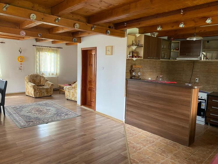 Casă individuală cu 4 camere cu Teren 800 Mp în Beliș
