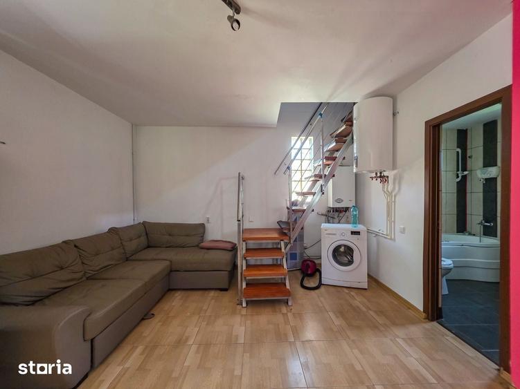 Casă cu 3 camere cu Teren 1707 Mp în Central