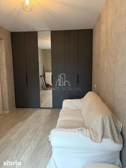 Apartament cu 3 camere decomandat în Libertății