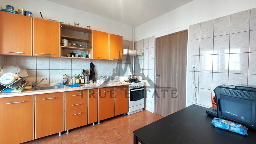 Apartament cu 2 camere decomandat în Moșilor