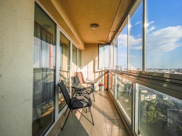 Apartament cu 3 camere decomandat, mobilat în Dristor