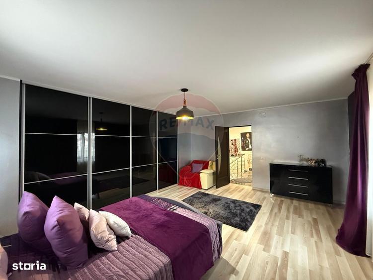 Casă cu 5 camere cu Teren 375 Mp în Șerbănești