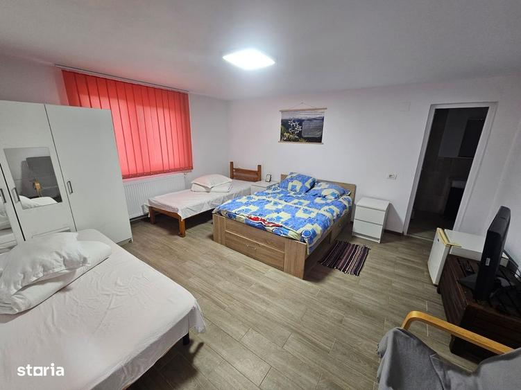 Casă cu 4 camere în Central