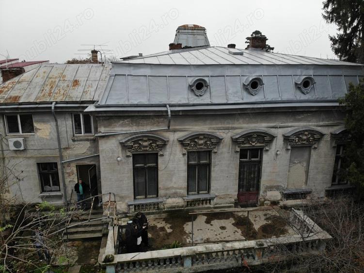 Casă cu 3 camere în Central