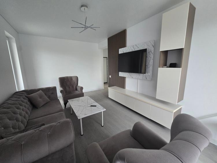 Apartament cu 2 camere decomandat în Chiajna