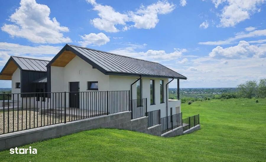 Casă cu 5 camere cu Teren 400 Mp în Central