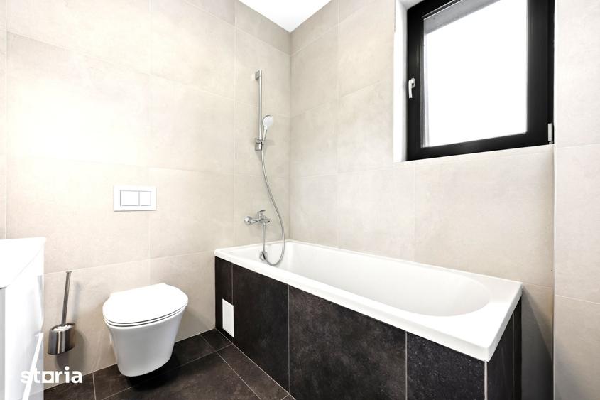 Casă cu 4 camere cu Teren 60 Mp în Central