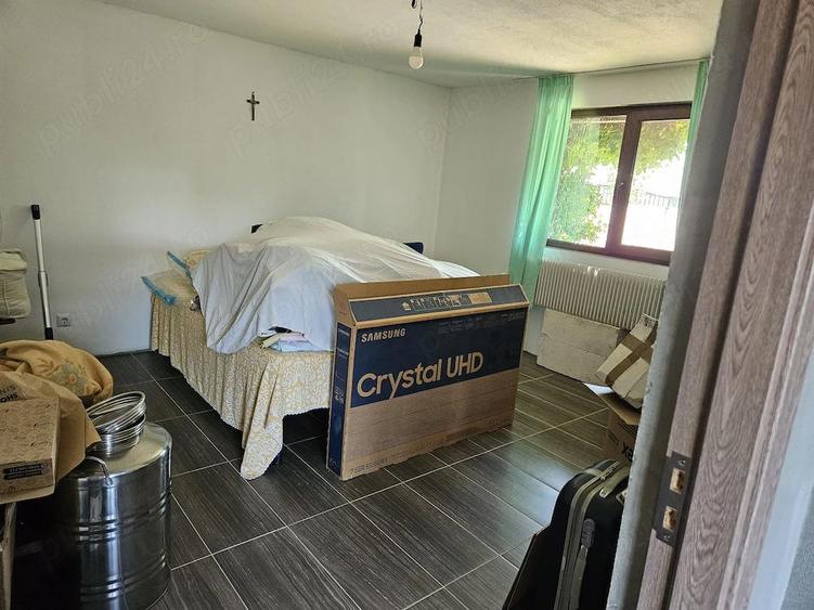 Casă cu 2 camere cu Teren 3442 Mp în Rusănești
