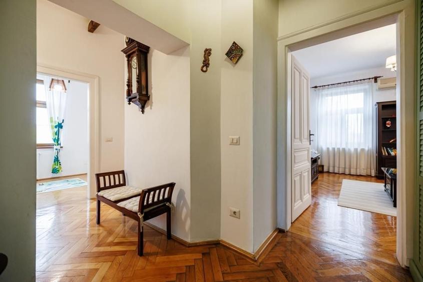 Apartament cu 3 camere decomandat, mobilat în Iosefin